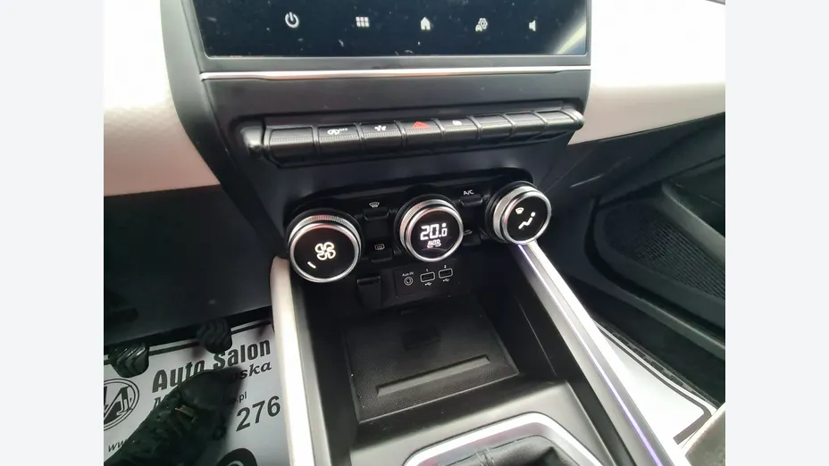 RENAULT Clio -