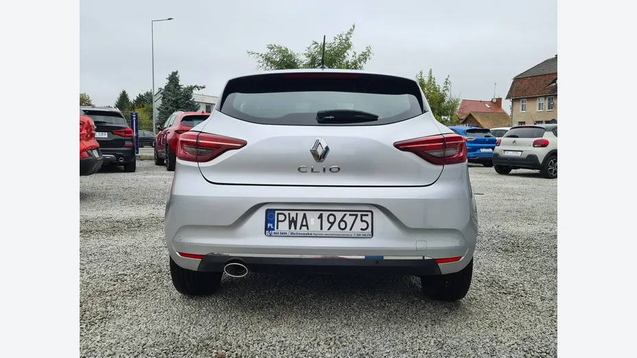 RENAULT Clio -