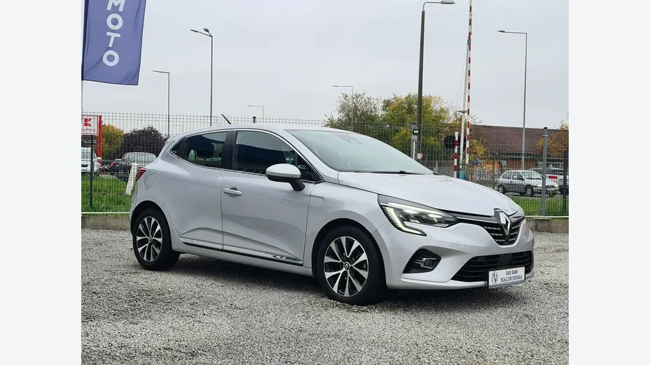 RENAULT Clio -
