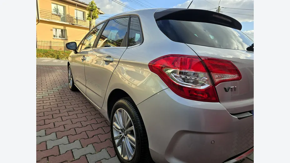 CITROEN C4 -