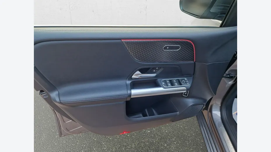 MERCEDES-BENZ B Klasa -