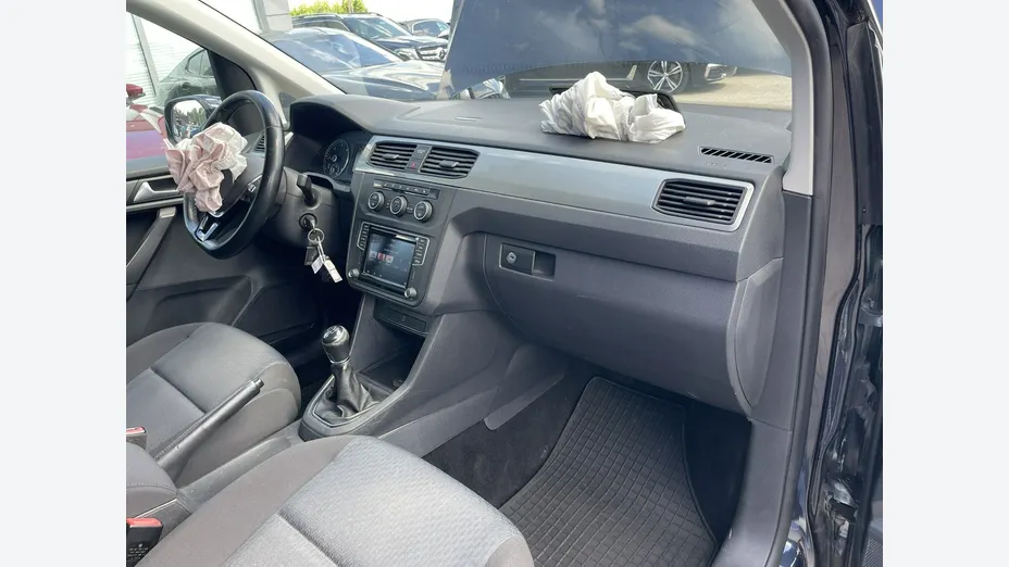 VOLKSWAGEN Caddy -