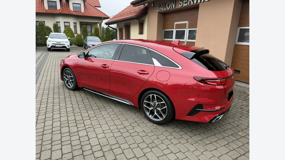 KIA ProCeed -