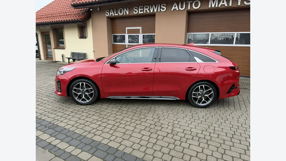KIA ProCeed -