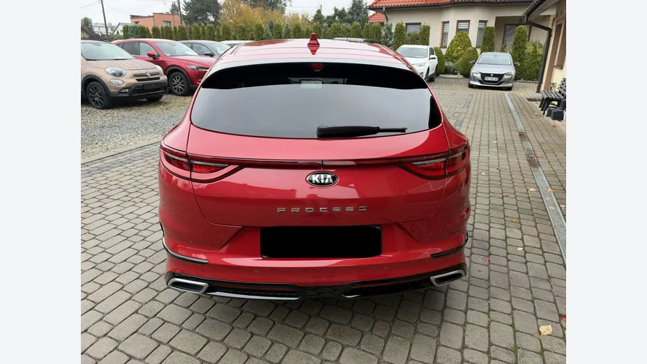 KIA ProCeed -