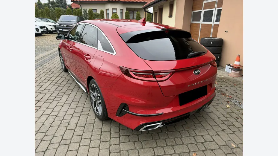 KIA ProCeed -