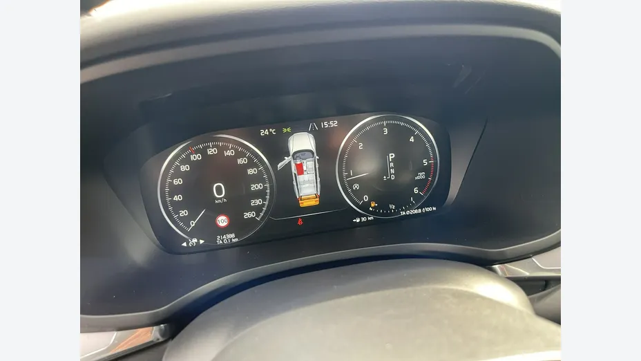 VOLVO V60 -