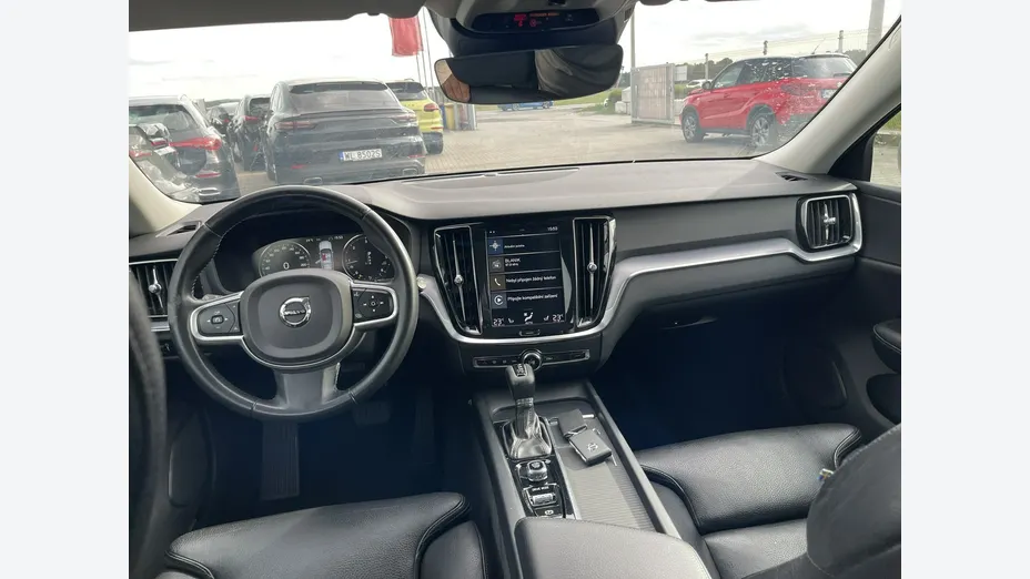 VOLVO V60 -