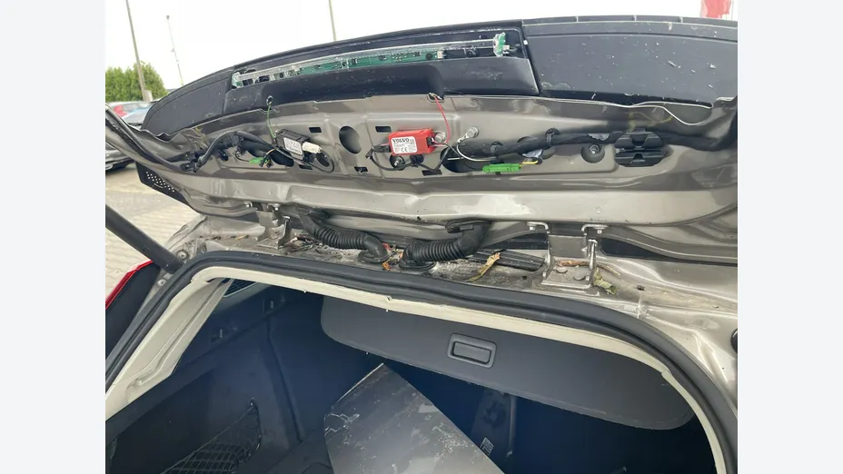 VOLVO V60 -
