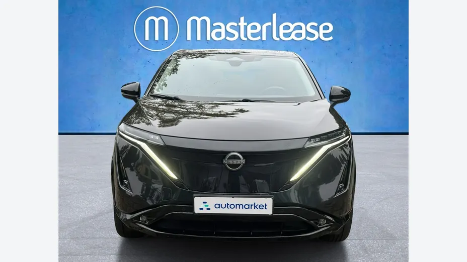 NISSAN Ariya -