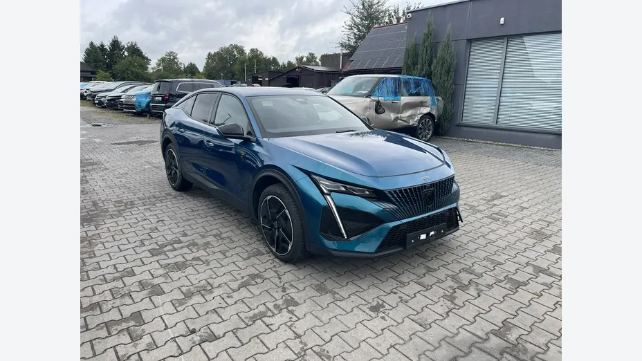 PEUGEOT 408 -