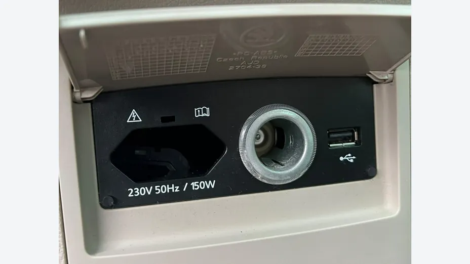 SKODA Superb -