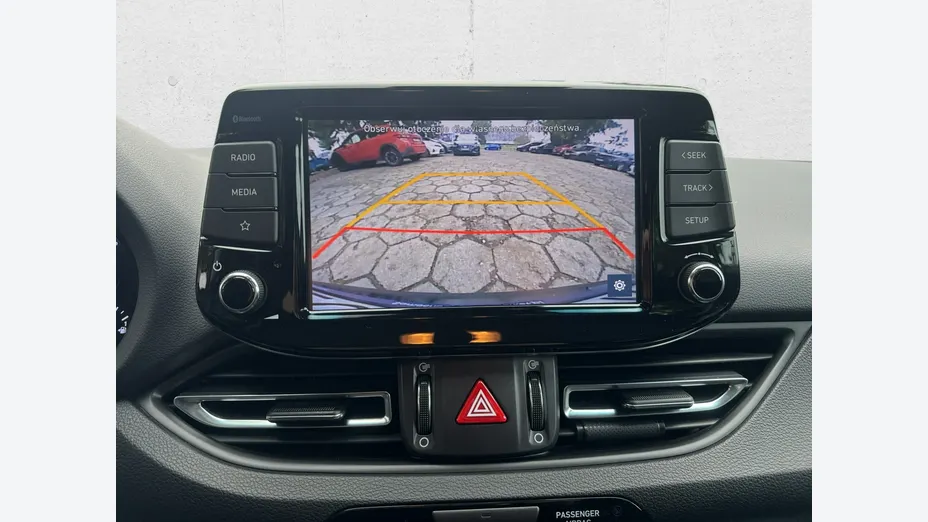HYUNDAI i30 -