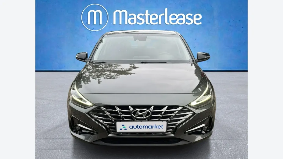 HYUNDAI i30 -