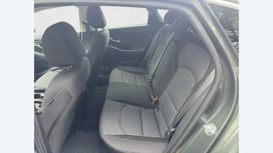 HYUNDAI i30 -