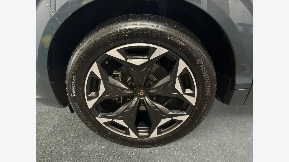 CUPRA Terramar -
