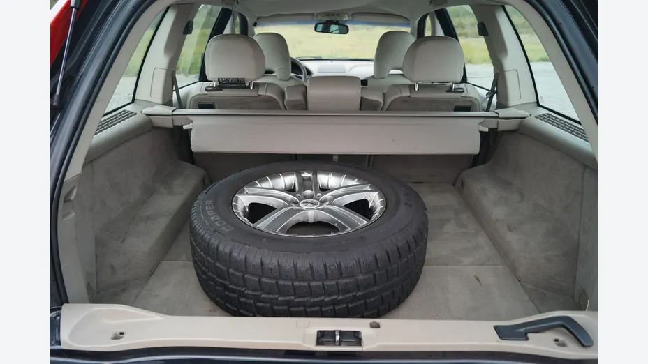VOLVO XC90 -