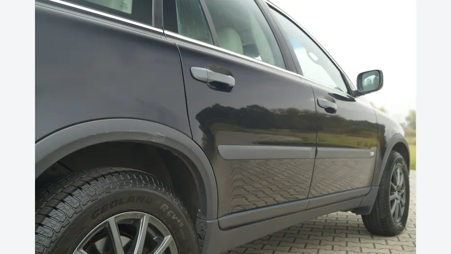 VOLVO XC90 -