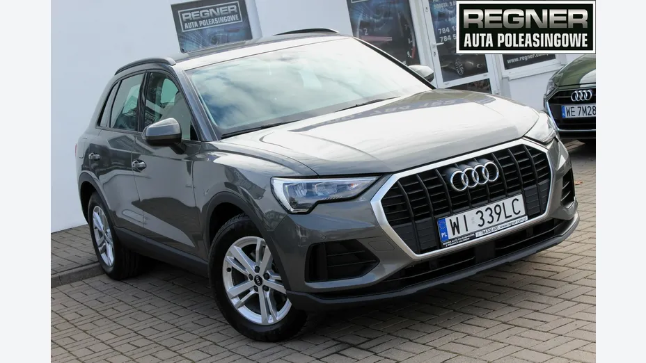 AUDI Q3 -