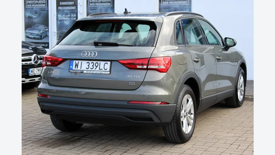 AUDI Q3 -