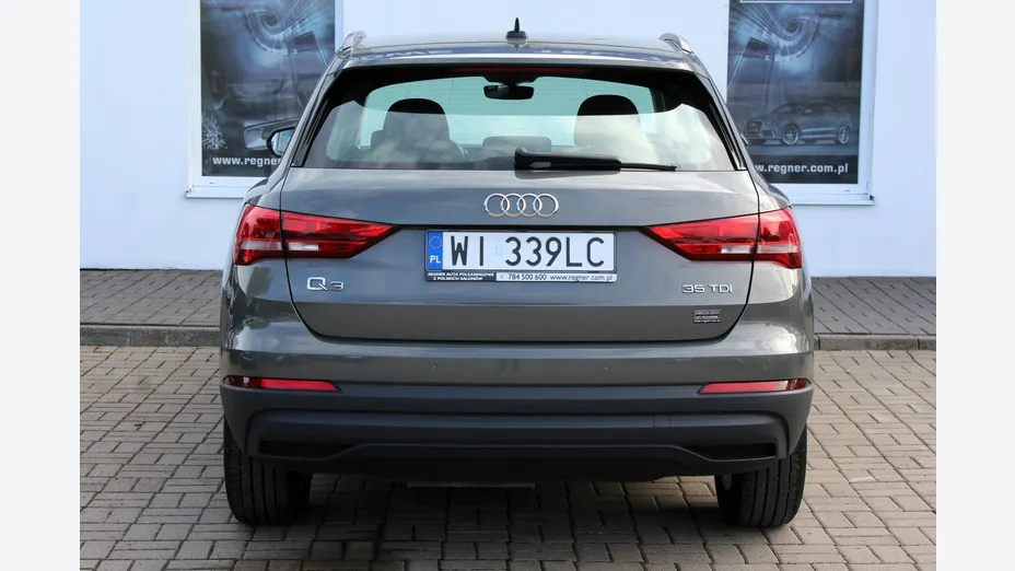 AUDI Q3 -
