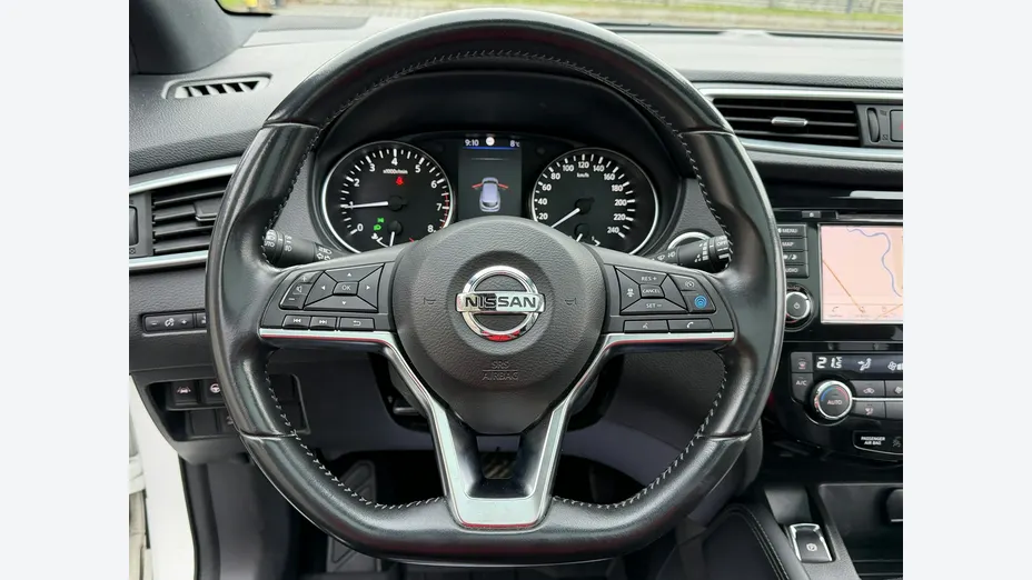 NISSAN Qashqai -