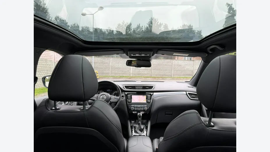 NISSAN Qashqai -