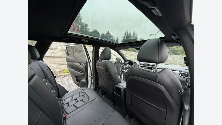 NISSAN Qashqai -