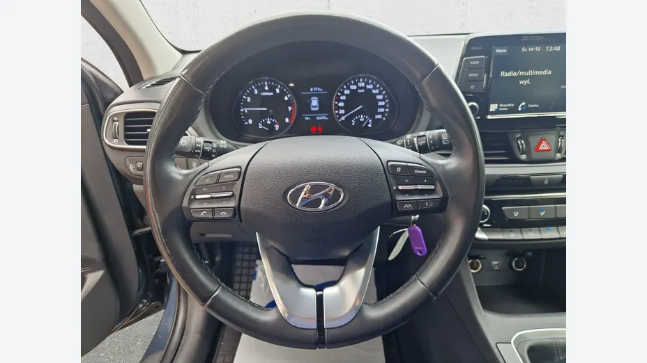 HYUNDAI i30 -