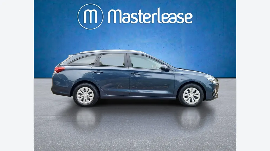HYUNDAI i30 -
