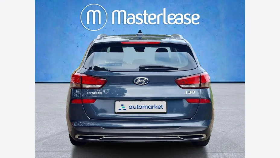 HYUNDAI i30 -
