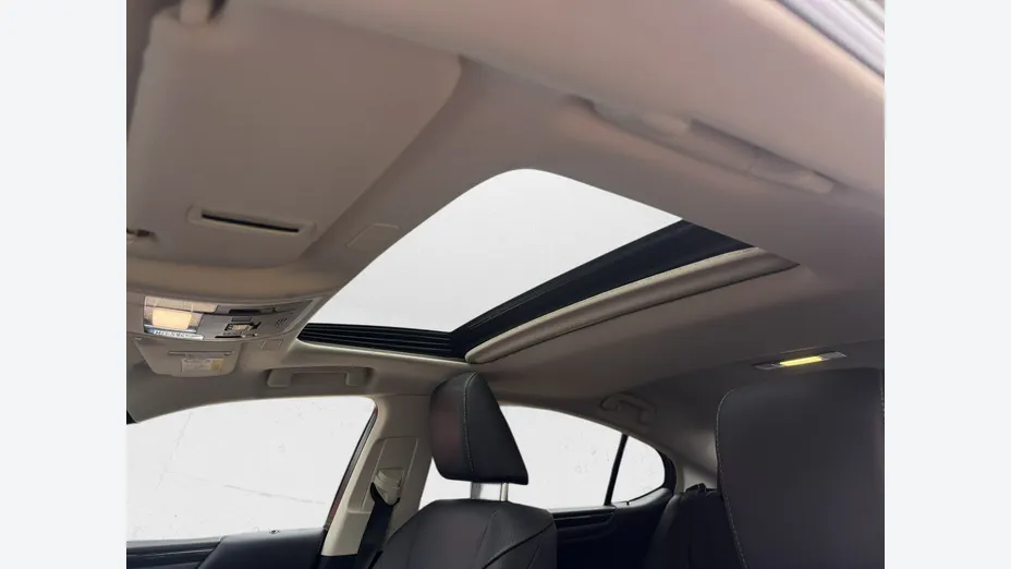 LEXUS ES -
