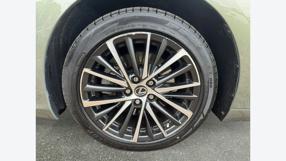 LEXUS ES -