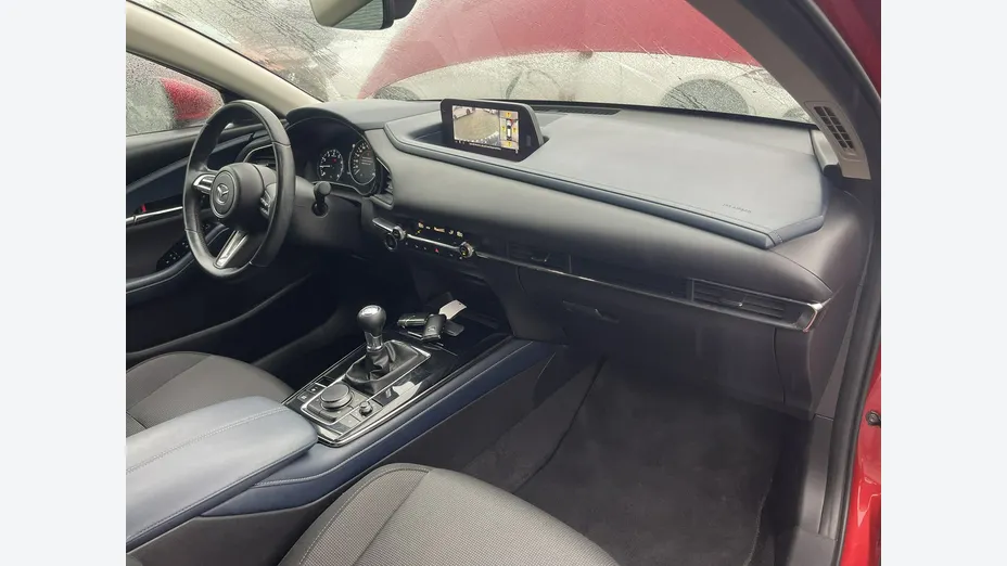 MAZDA CX-30 -