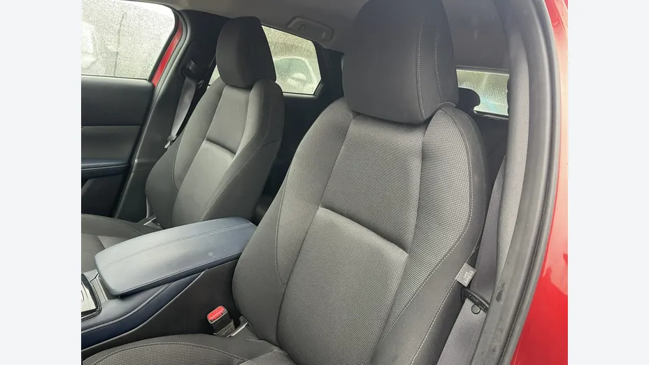 MAZDA CX-30 -
