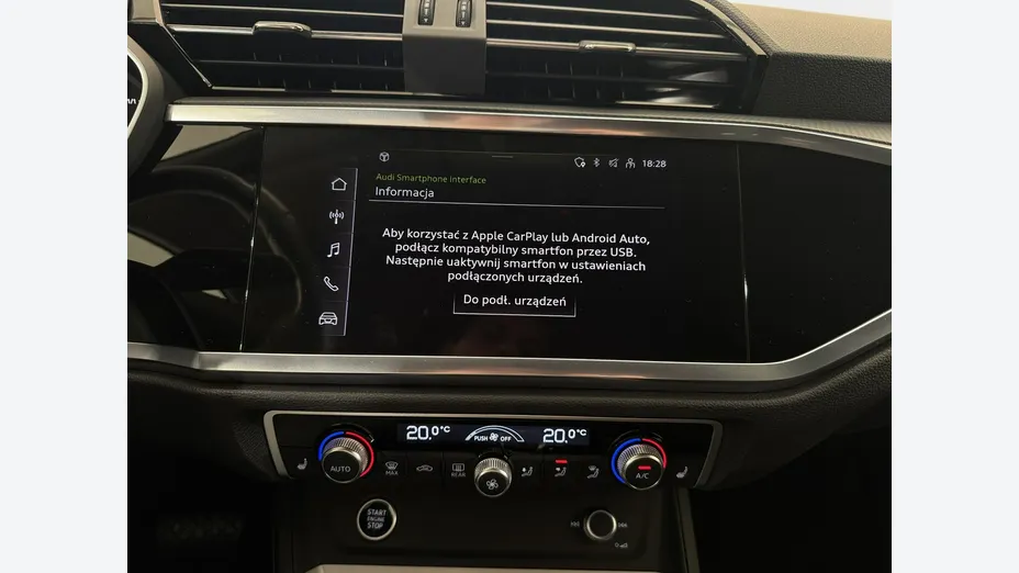 AUDI Q3 -