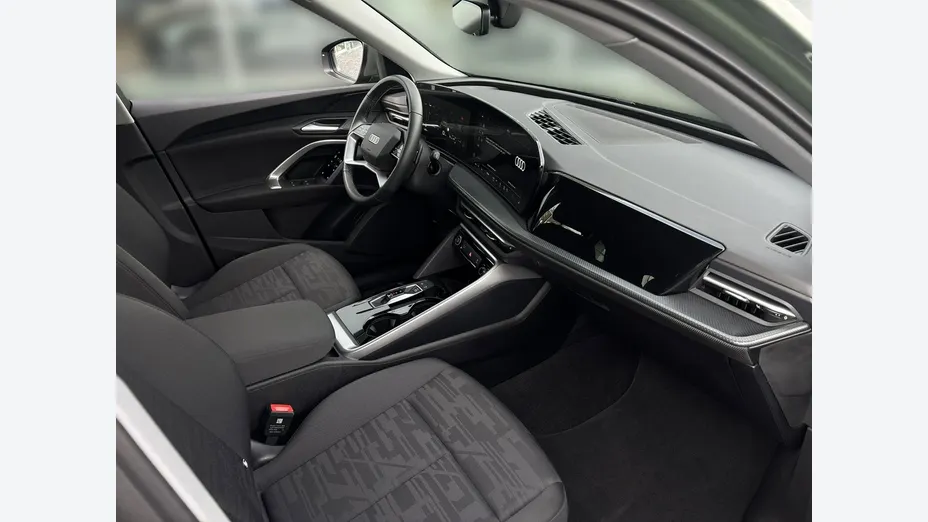 AUDI Q5 -