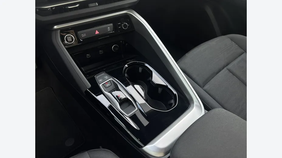 AUDI Q5 -