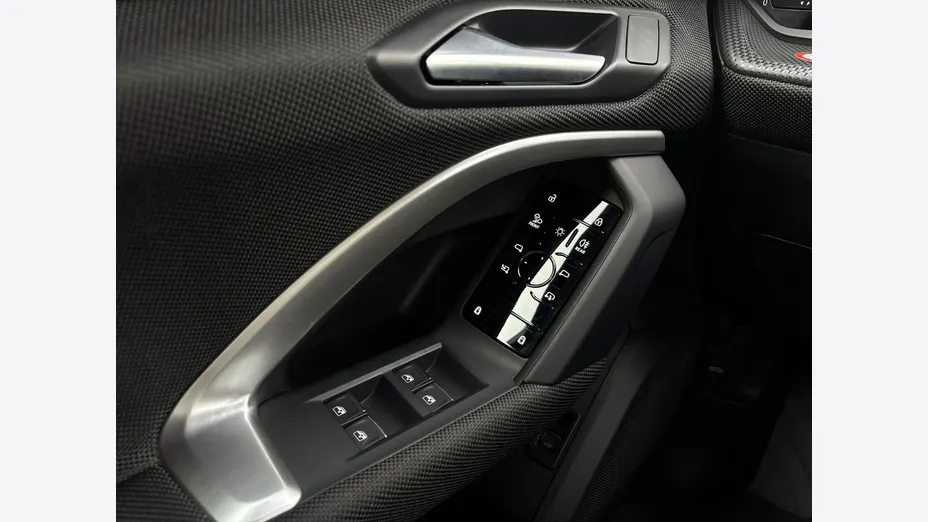 AUDI Q5 -