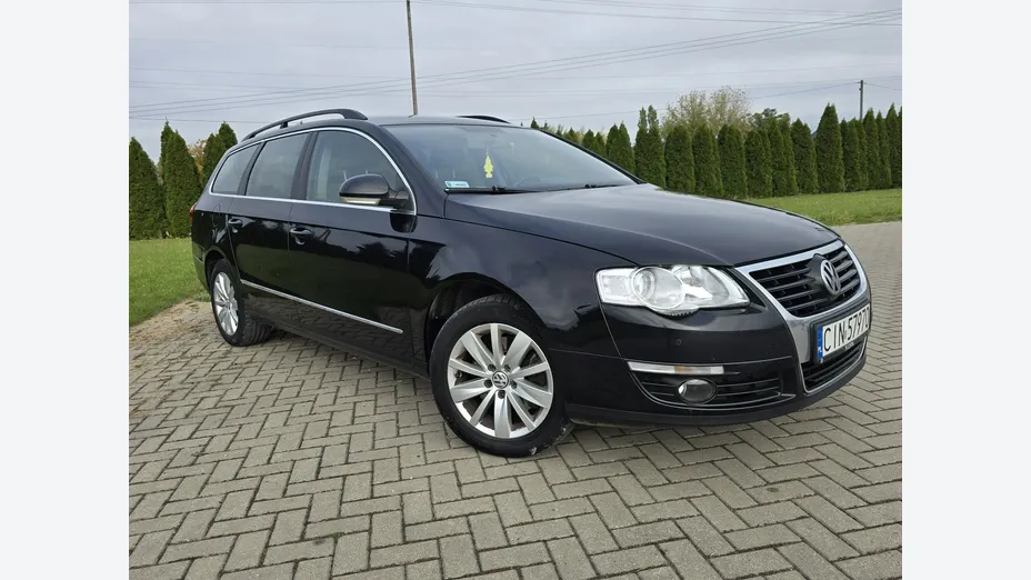 VOLKSWAGEN Passat -