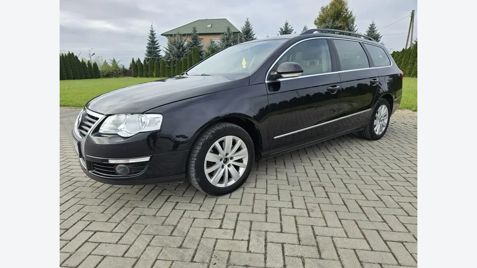 VOLKSWAGEN Passat -