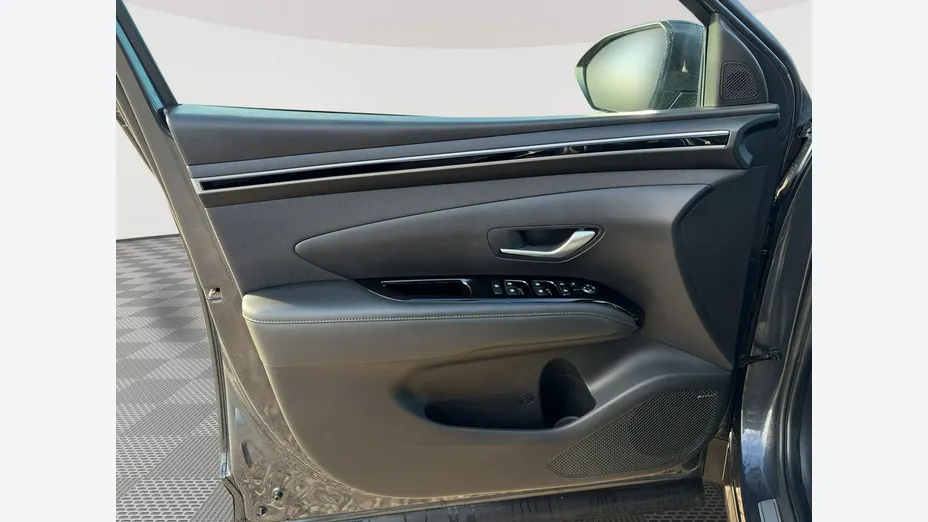 HYUNDAI Tucson -
