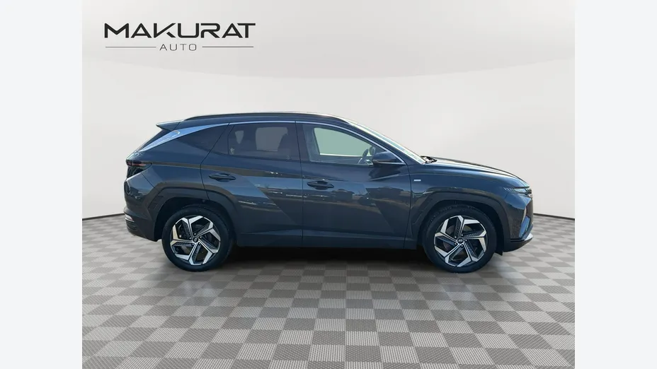 HYUNDAI Tucson -