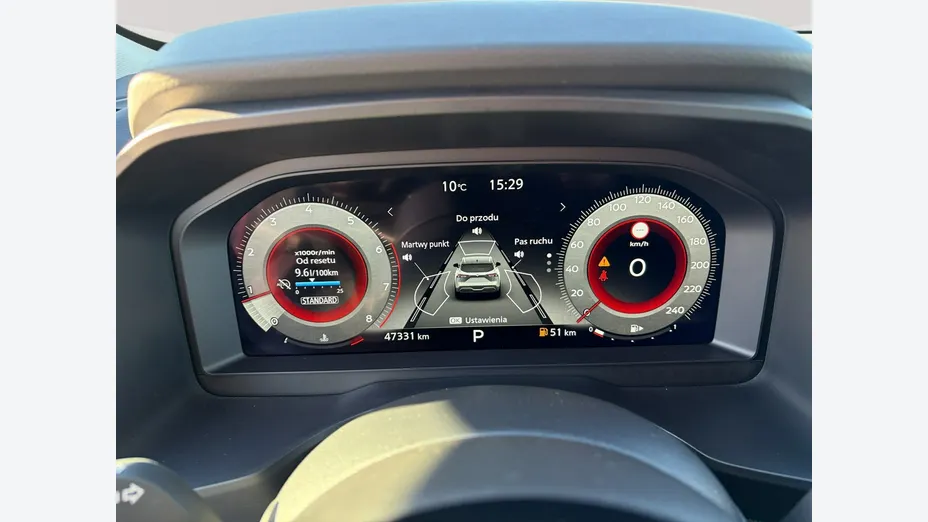 NISSAN Qashqai -