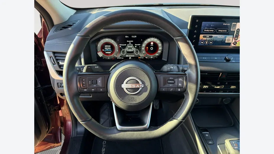 NISSAN Qashqai -
