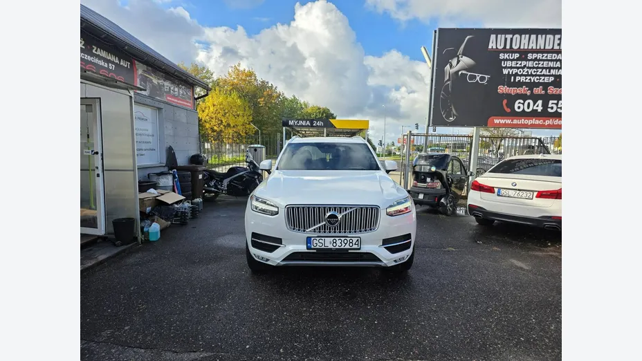 VOLVO XC90 -
