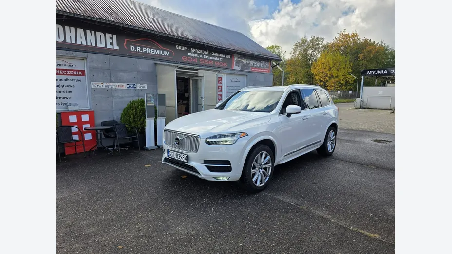 VOLVO XC90 -