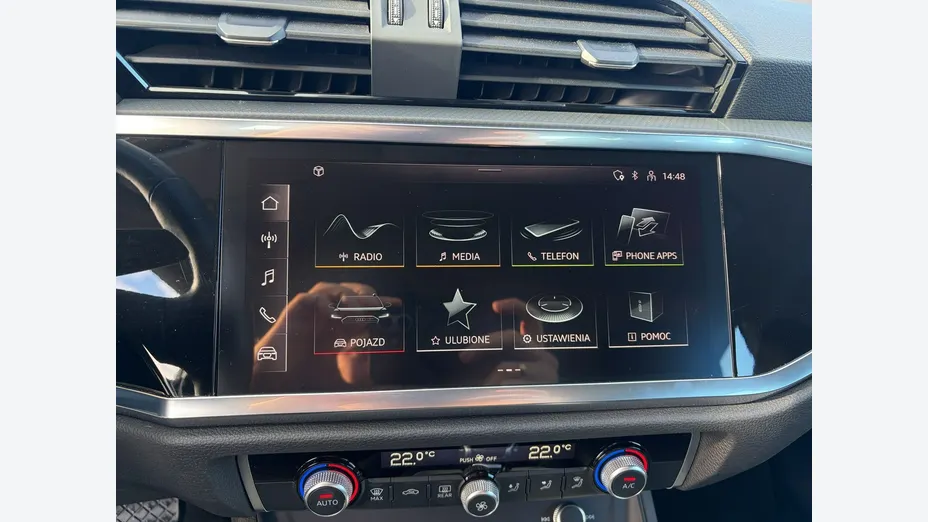 AUDI Q3 -