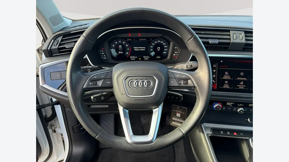 AUDI Q3 -