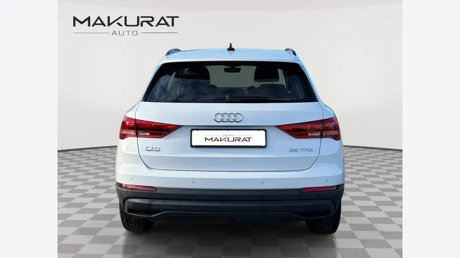 AUDI Q3 -